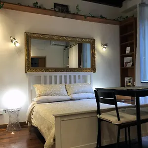 Brera Vip Spotlight - Brera - Duomo - Castello Sforzesco - Lanza Metro M2 , Milano Italia